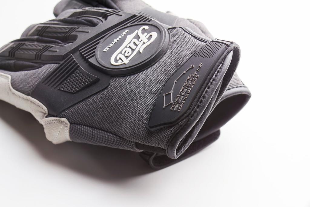 FUEL-ASTRAIL GLOVES-DARK GREY