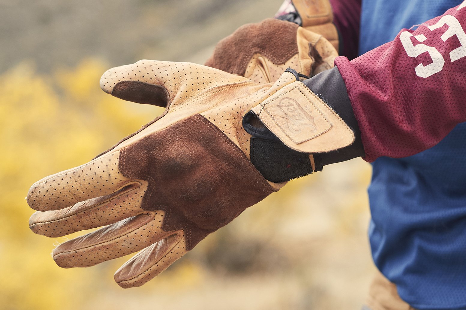 Fuel "Rodeo" Glove Yellow